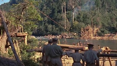 ​《桂河大桥》，一部获得奥斯卡金像奖故事片
