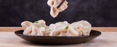 ​饺子冻成一大坨了怎么分开 饺子冻成一大坨了怎么分开煮