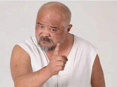 ​李琦的人生故事，充满了波折与坎坷。但他确是一个坚强的汉子