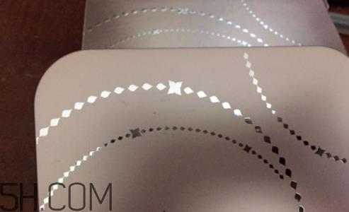 卡姿兰粉饼保质期多长？卡姿兰粉饼有效期