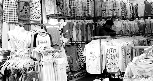 喧嚣声叫卖声 这里曾经是贵阳市最繁华的商业街