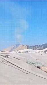 ​巴基斯坦与阿富汗在库纳尔省边境地区发生激烈战斗，双方互相发射