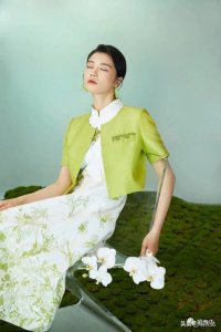 ​秋装搭配小妙招，温柔和浪漫承包了这个秋天所有