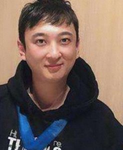 ​王思聪怼奶茶妹妹，刘强东强势回应，网友：预言家