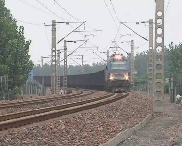 ​坐火车总是晚点？原因可能是......