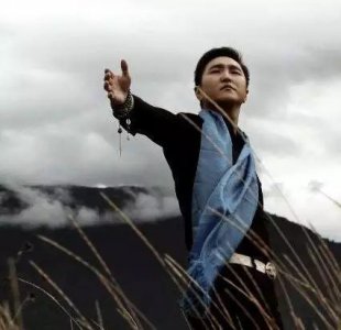 ​呼斯楞新歌《壮美内蒙古》，唱出一道亮丽风景线