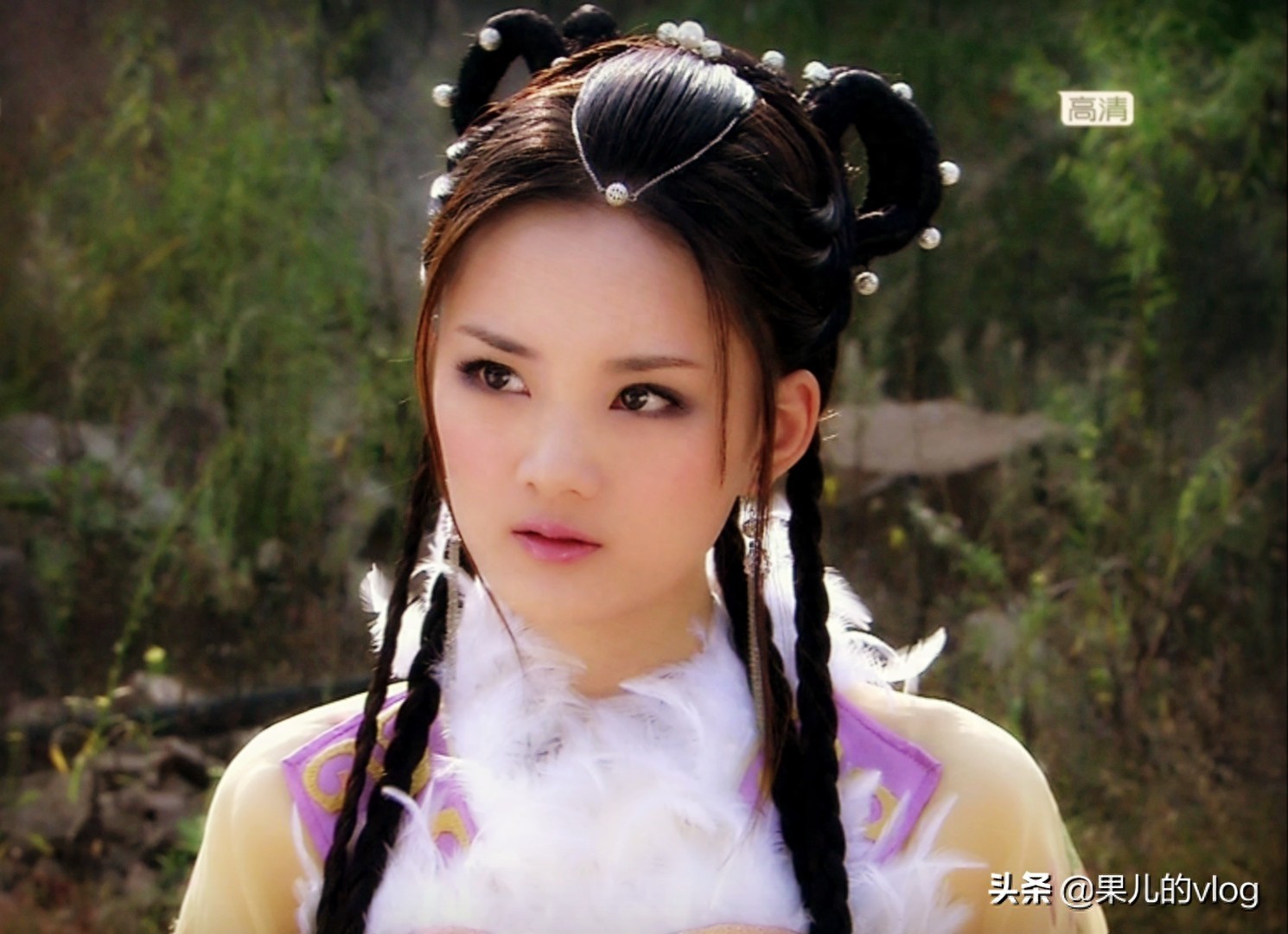 馨子,1985年11月30日出生于上海,《红苹果乐园》筱雅