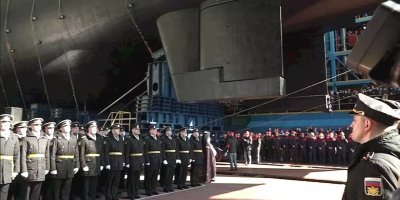 ​真来了！俄最新潜艇正式下水 可搭载核动力鱼雷