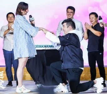 ​梁超求婚何雯娜怎么回事？梁超是谁？与何雯娜相差几岁？